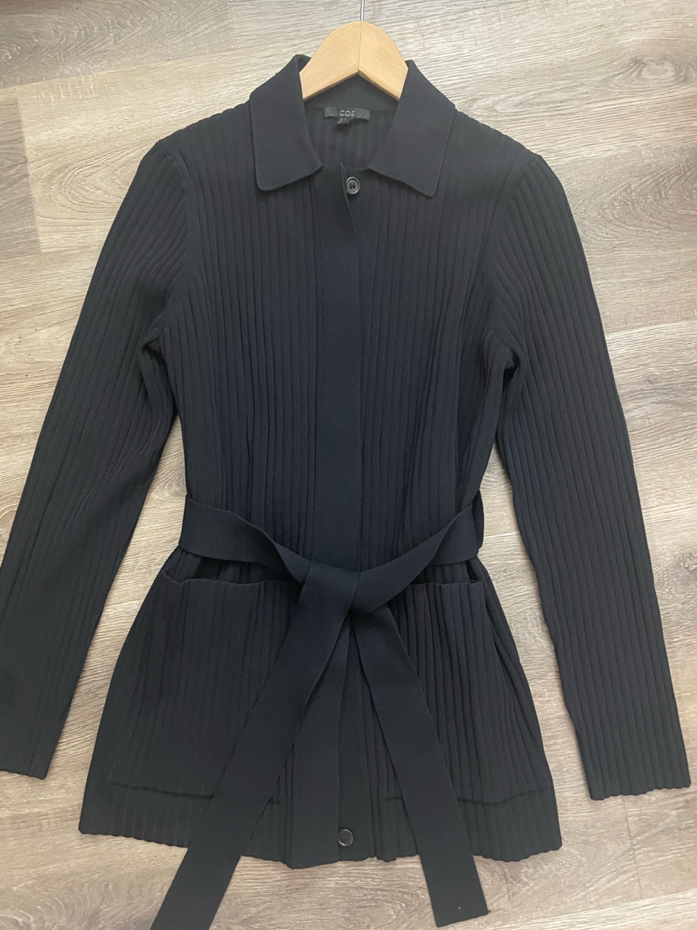 COS Black Ribbed Knit Belted Cardigan Collared Viscose Heavy Knit Sz M Womens